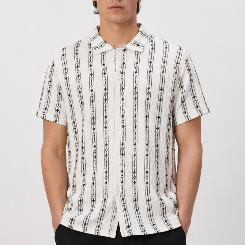 Camicia in cotone con colletto alla cubana e motivo a righe verticali geometriche - image 1