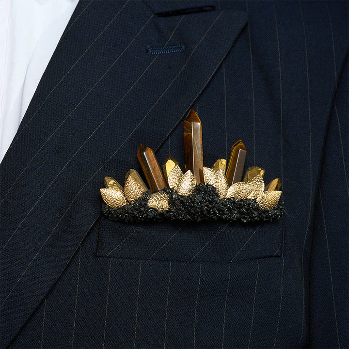 Set composto da boutonnière da taschino per lo sposo e pettine per capelli da sposa con cristalli, realizzati a mano. - image 1