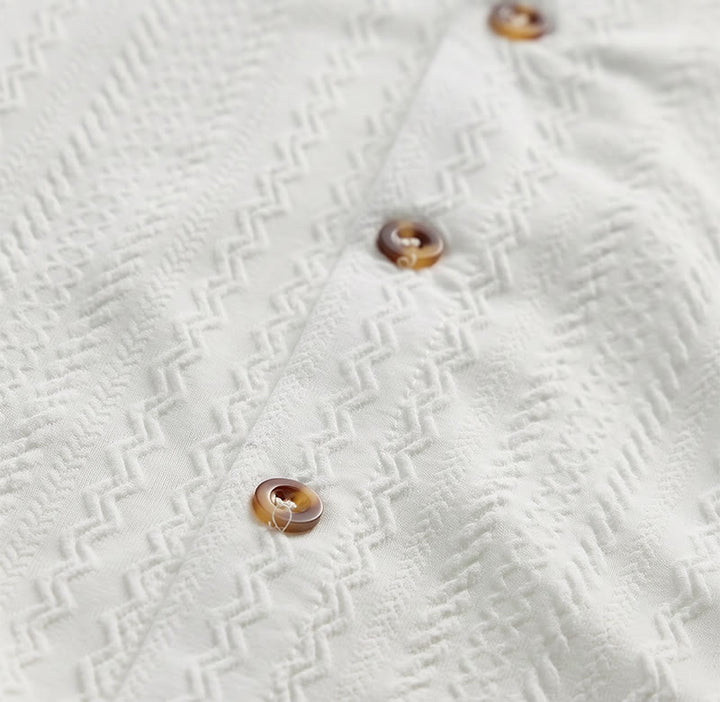 Camicia bianca testurizzata in tessuto jacquard, ideale per il tempo libero. - image 5