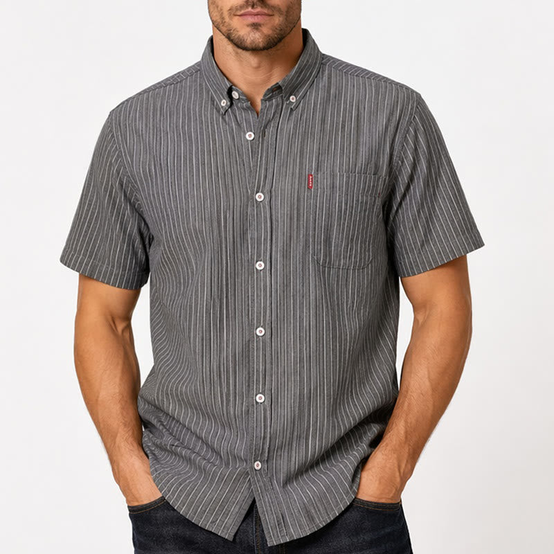 Camicia a righe in cotone, perfetta per tutti i giorni, dal lavoro al weekend. - image 1