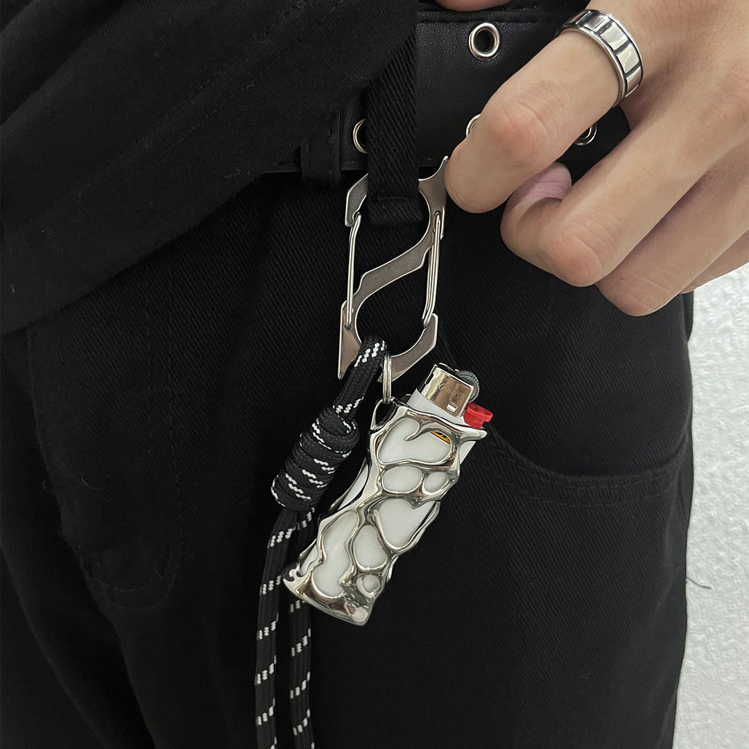 Custodia per accendino EDC con effetto fiamma cava e portachiavi - image 4