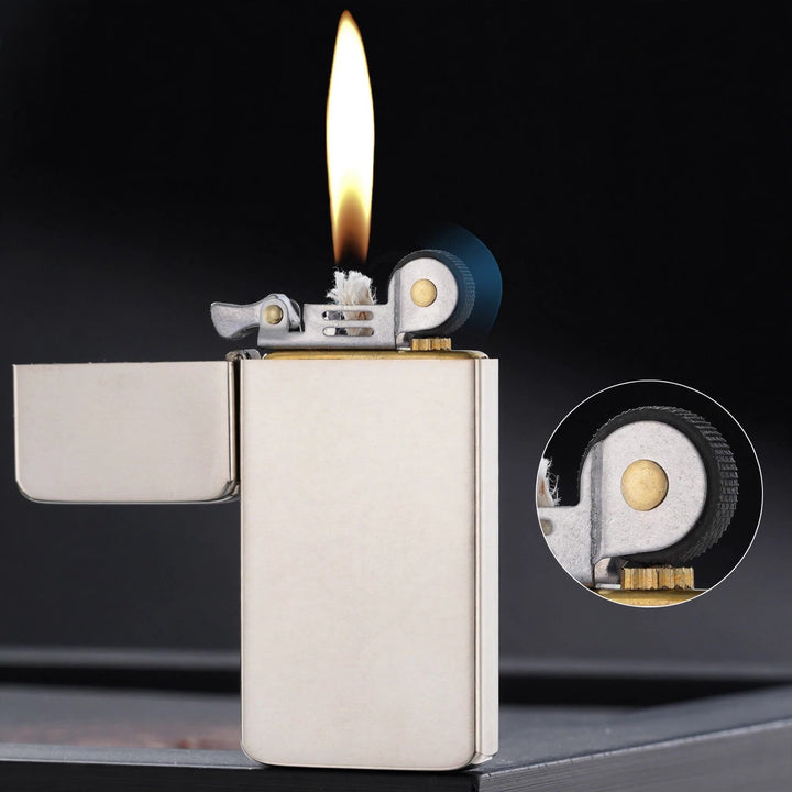 Accendino a cherosene minimalista, ultra sottile e classico a ribalta - Argento - image 0