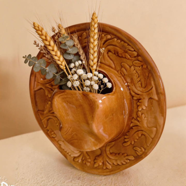 Vaso da parete in ceramica a forma di cappello da cowboy - Marrone - image 0