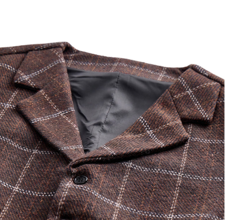 Gilet da uomo a quadri con revers a tacca, ideale per feste e occasioni informali. - image 7
