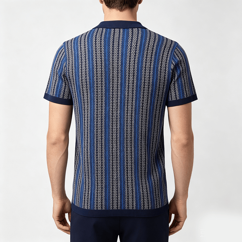Polo da uomo in maglia jacquard traspirante con motivo a righe verticali a chevron. - image 3
