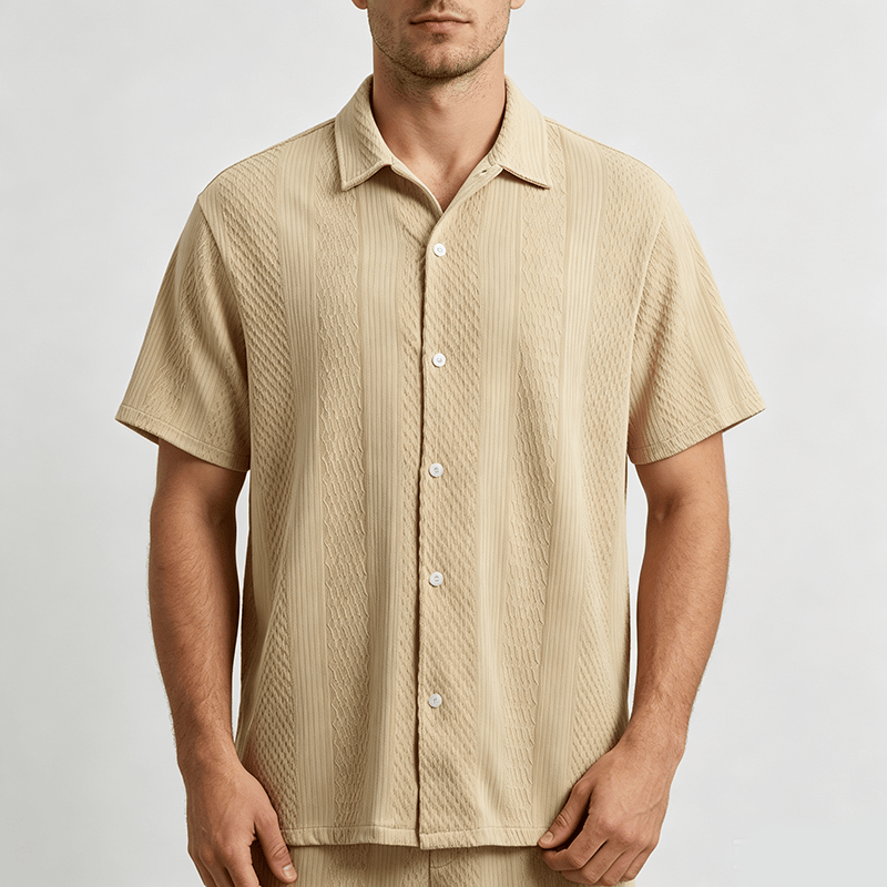 Camicia da uomo a maglia tinta unita, traforata, fresca al tatto, ideale per tutti i giorni. - image 1