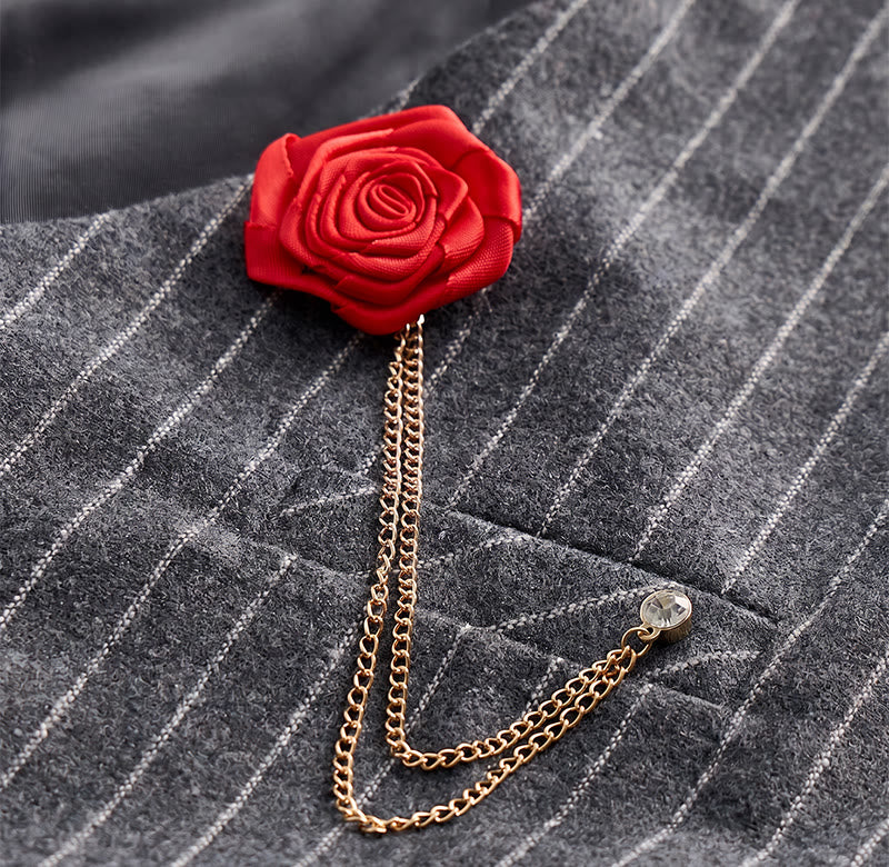 Gilet da uomo gessato in stile retrò con catena a rosa sul risvolto - image 6