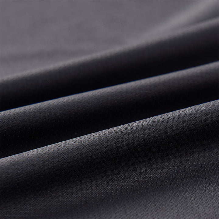 Polo da uomo moderna a righe nere, ideale per l'estate. - image 12