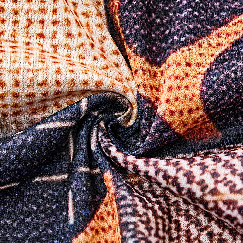 Polo con zip e stampa giraffa nei toni della terra - image 6