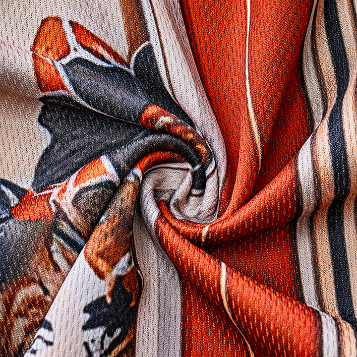 Polo con colletto a zip e stampa 3D a righe floreali. - image 6