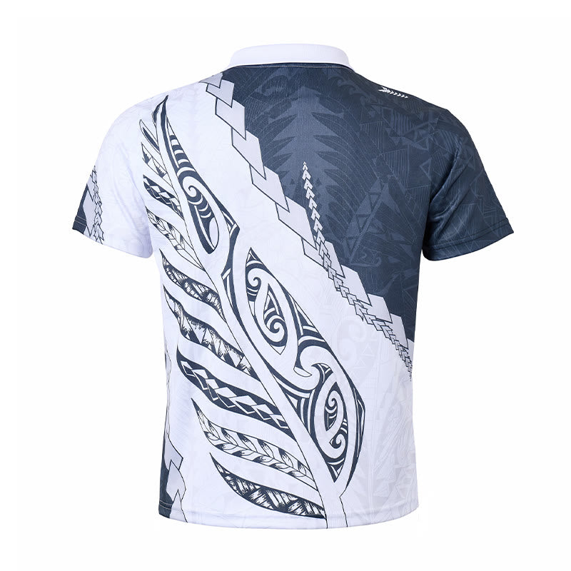 Polo con colletto a zip e stampa 3D a fantasia polinesiana in bianco e nero. - image 10