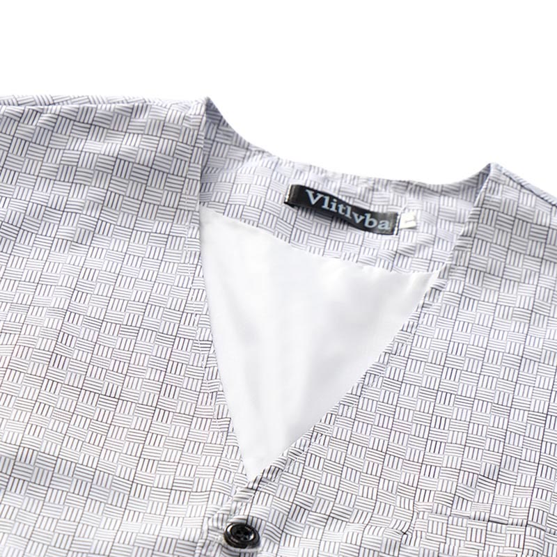 Gilet minimalista con scollo a V e motivo a griglia grigio argento. - image 4