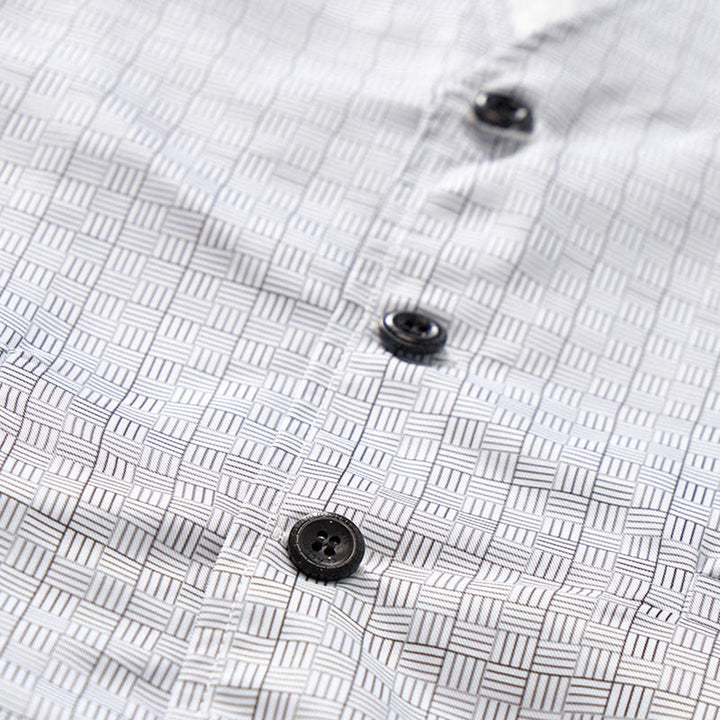 Gilet minimalista con scollo a V e motivo a griglia grigio argento. - image 5