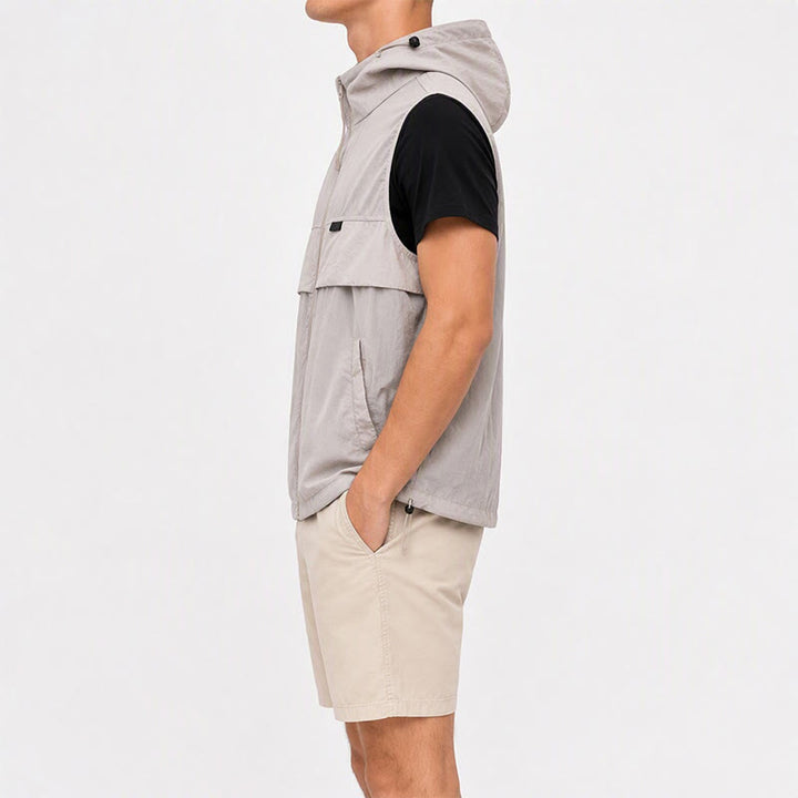 Gilet sportivo da uomo traspirante con cappuccio e protezione solare per attività all'aperto. - image 3