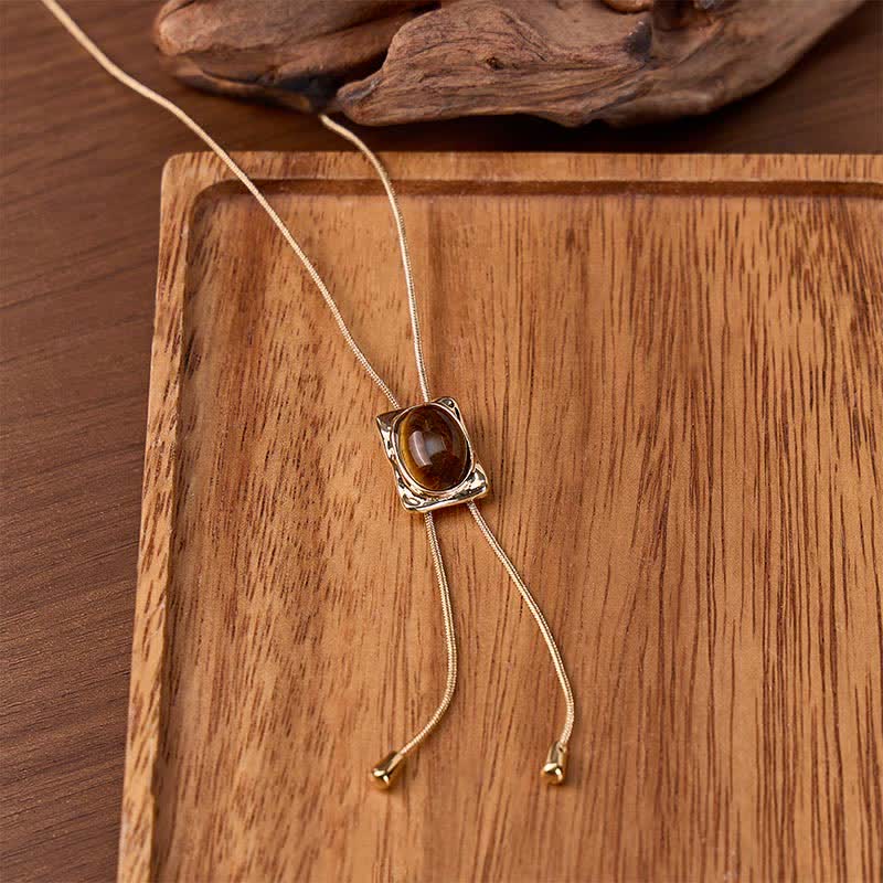 Collana Bolo con ciondolo scorrevole quadrato in occhio di tigre, a forma di Y, con laccio e bolo - Oro - image 0