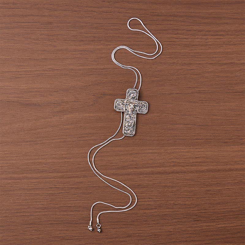 Collana bolo a forma di Y con decorazioni incise a volute, scritta "Cowboy Faith & Horns". - image 3