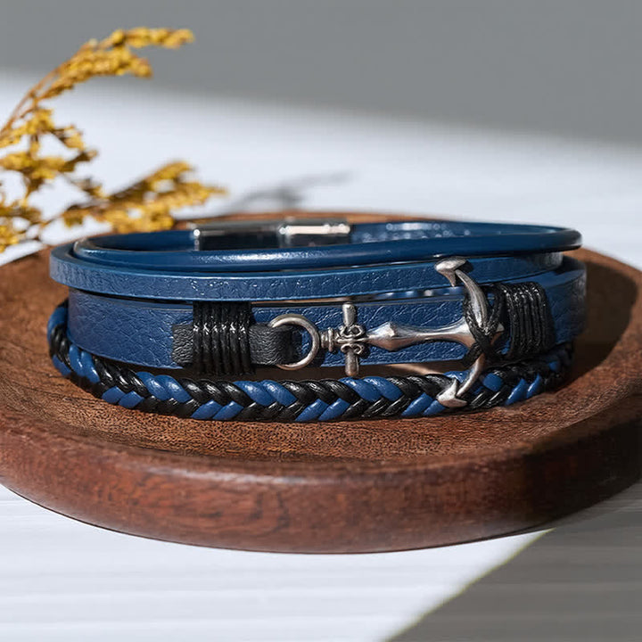 Bracciale in pelle con ancora nautica e chiusura regolabile a scatto, con bottone a pressione. - image 4