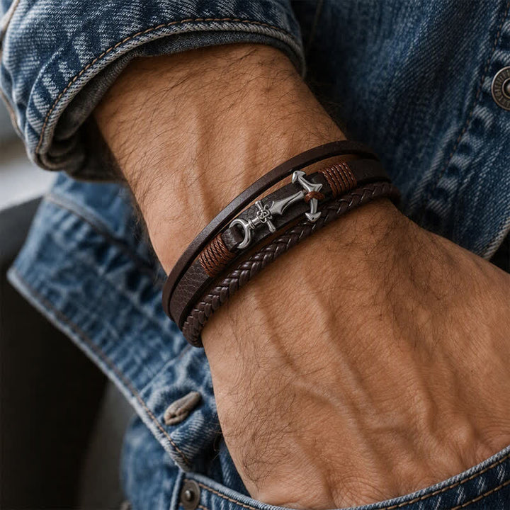 Bracciale in pelle con ancora nautica e chiusura regolabile a scatto, con bottone a pressione. - image 2