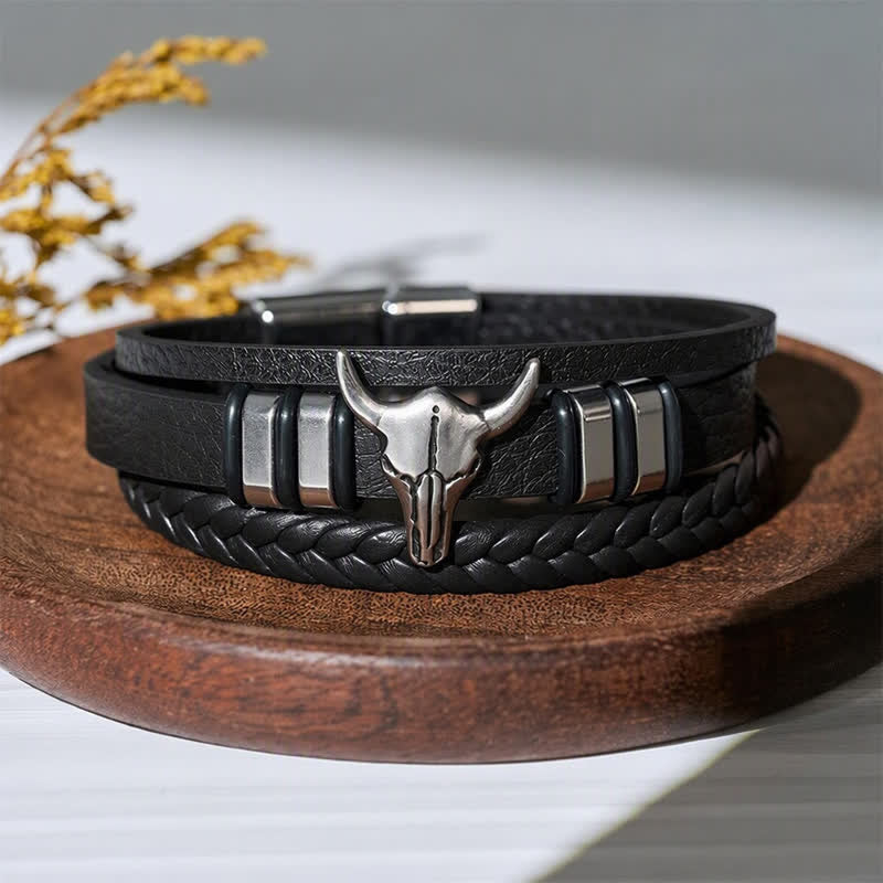 Bracciale in pelle intrecciata multistrato con testa di toro da cowboy western - Nero - image 0