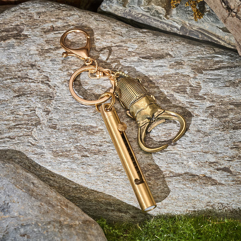 Portachiavi con coltello tascabile retrattile e apribottiglie, strumento multiuso EDC (Everyday Carry). - image 1