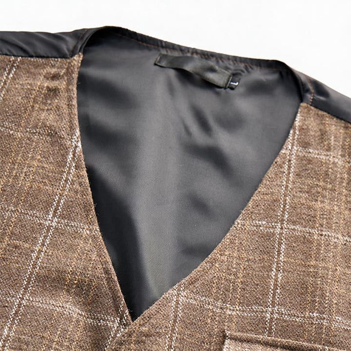 Gilet da uomo leggero a quadri in stile britannico per abiti eleganti e casual. - image 6
