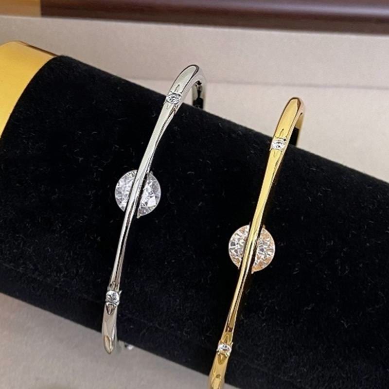 Bracciale rigido vintage placcato in rame con zirconi e motivo pianeta rotante per donna, gioiello da festa, idea regalo - image 3
