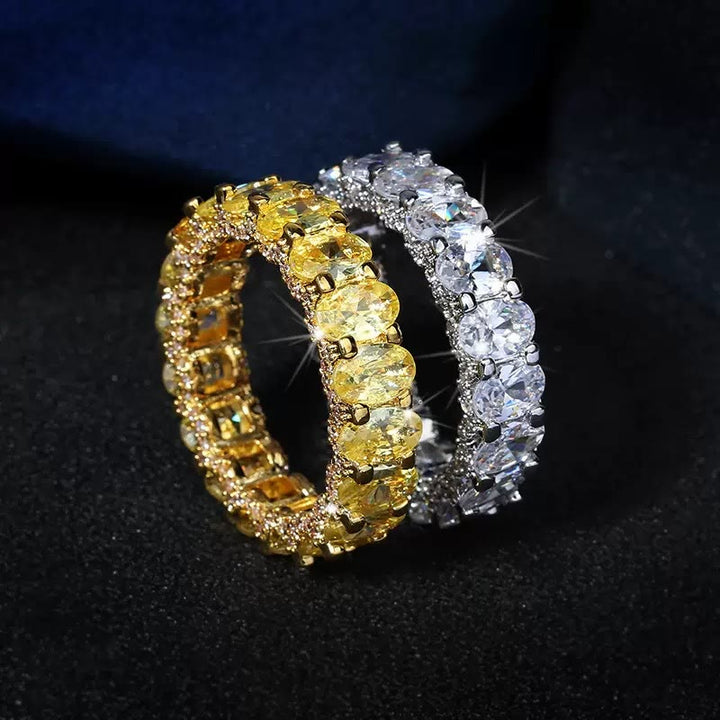 Anello a fascia completa con zirconi, impilabile, con cristalli incastonati, ideale per feste e occasioni speciali. - image 2