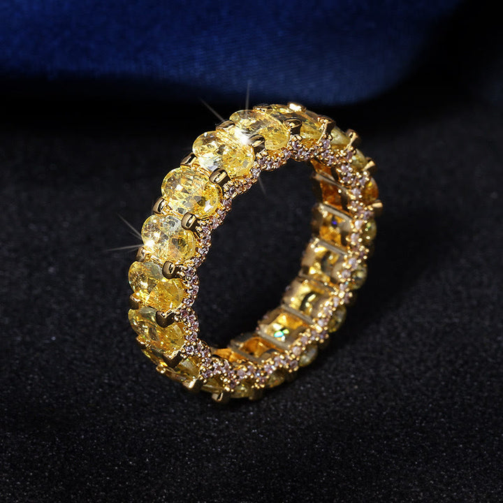 Anello a fascia completa con zirconi, impilabile, con cristalli incastonati, ideale per feste e occasioni speciali. - image 6