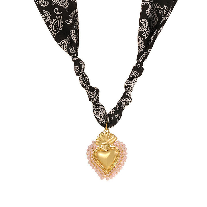 Collezione di collane con bandana e bandana annodate a mano con motivo paisley del Sacro Cuore - Nero e rosa - image 6
