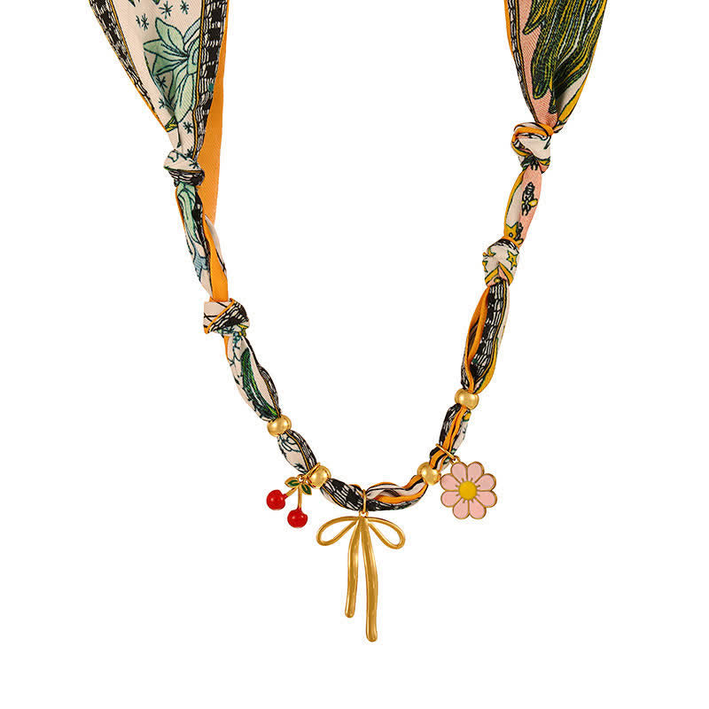 Collana con ciondolo a forma di pesce rosso e fiore di ciliegio, stile tropicale pop. - Arco - image 3