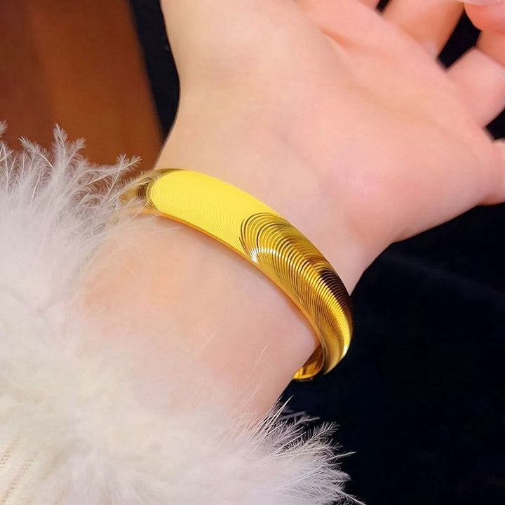 Bracciale rigido chiuso a occhiello di gatto, ampio, stile vintage lucido, per donna. - image 8