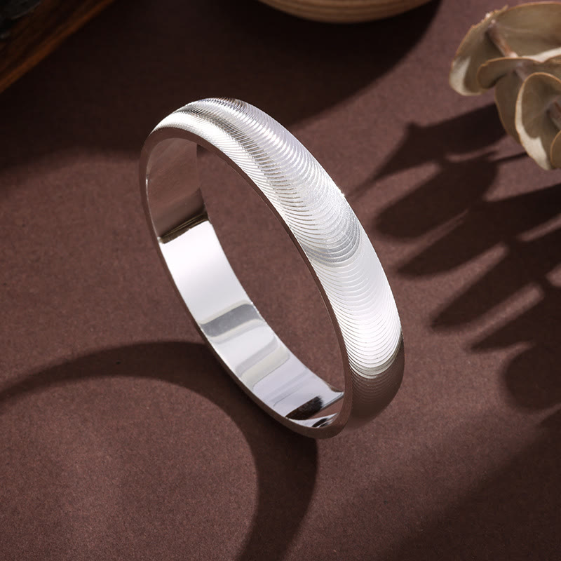 Bracciale rigido chiuso a occhiello di gatto, ampio, stile vintage lucido, per donna. - Argento - 62 - image 0