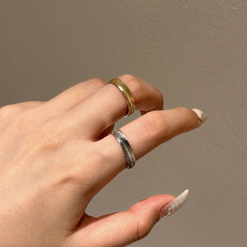 Anello aperto regolabile da donna in argento S925 con occhio di gatto. - image 1