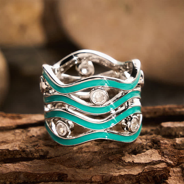 Anello da donna con pietra smaltata a onde sovrapposte - image 4