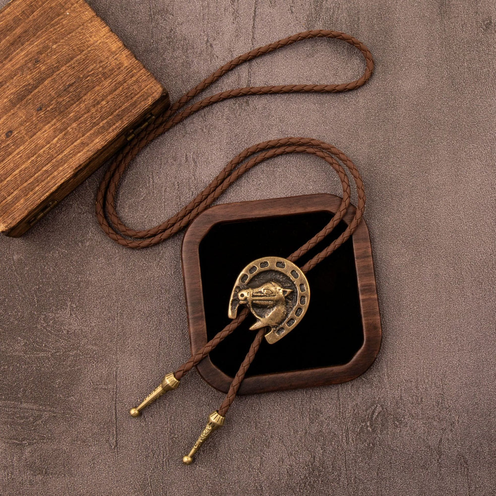 Collana vintage da western con bolo e testa di cavallo in pelle - Marrone - image 1
