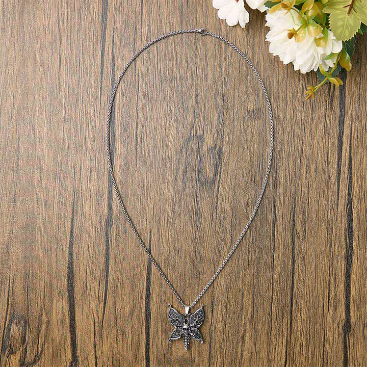 Collana Notturno Teschio Farfalla Falena Gotica con Ali Stellate - image 4