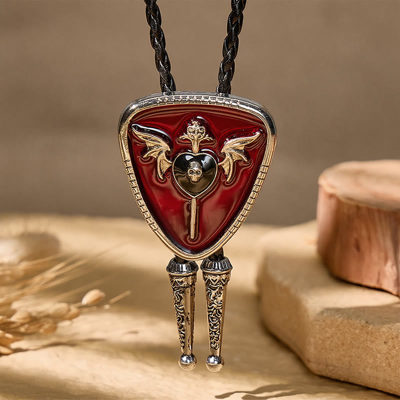 Bolo in smalto rosso con teschio alato in stile gotico western. - image 3