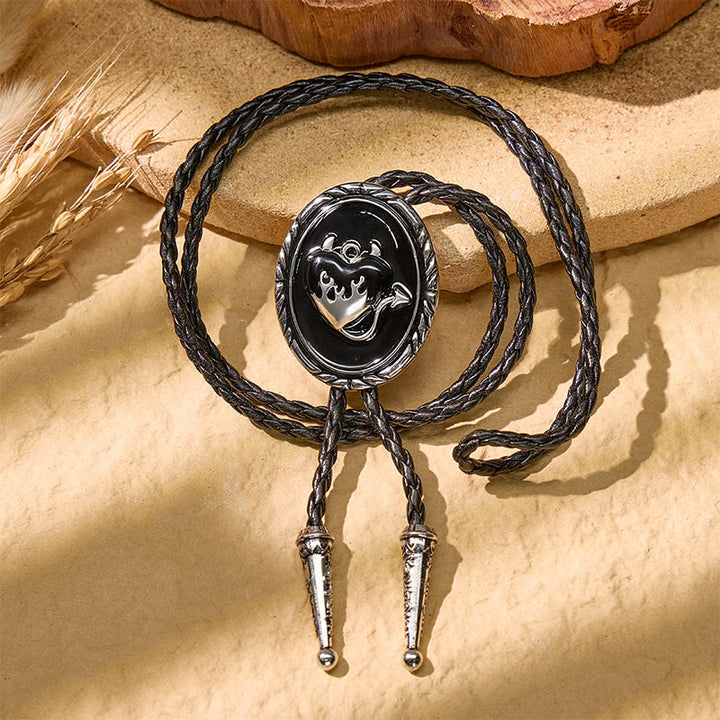 Bolo con testa di toro in smalto nero scuro stile western. - image 2