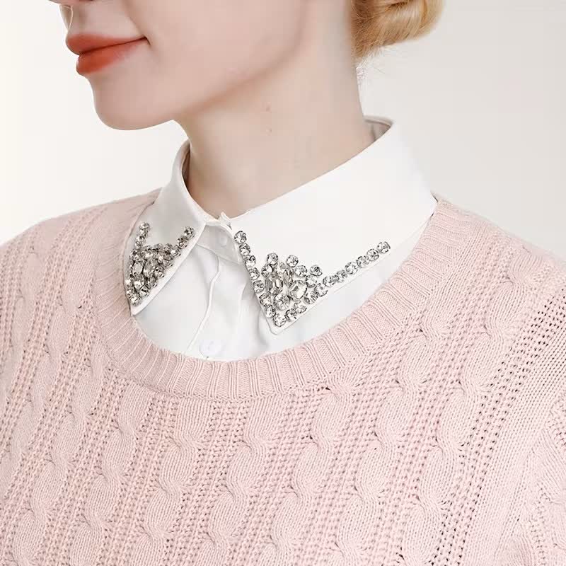 Elegante colletto finto staccabile da donna con strass. - image 0
