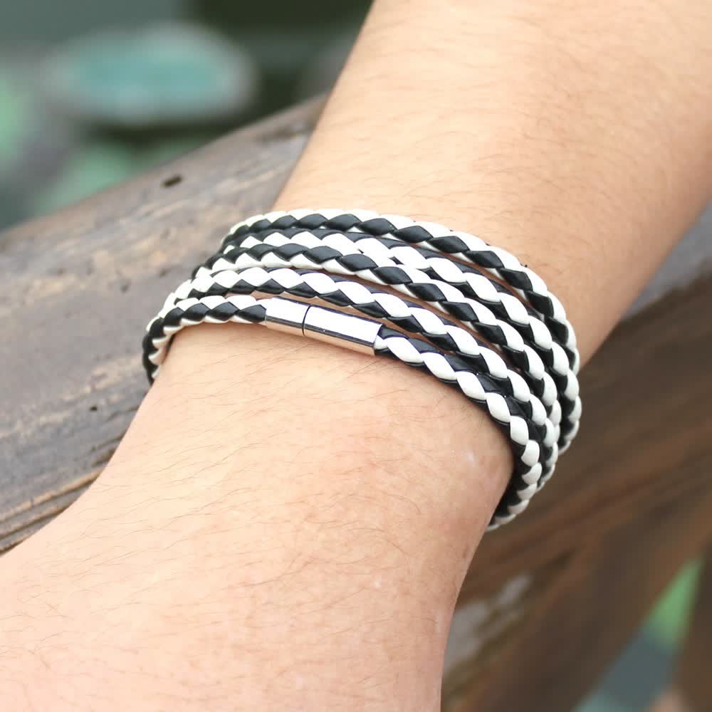Bracciale avvolgente in pelle sintetica intrecciata con fibbia magnetica multistrato - Bianco e nero - image 8