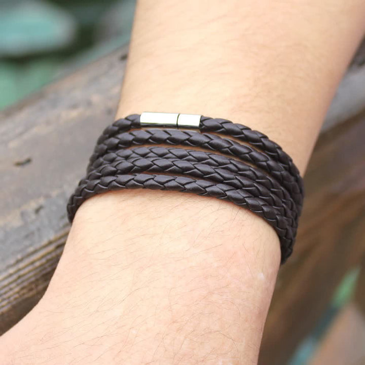 Bracciale avvolgente in pelle sintetica intrecciata con fibbia magnetica multistrato - Caffè - image 2