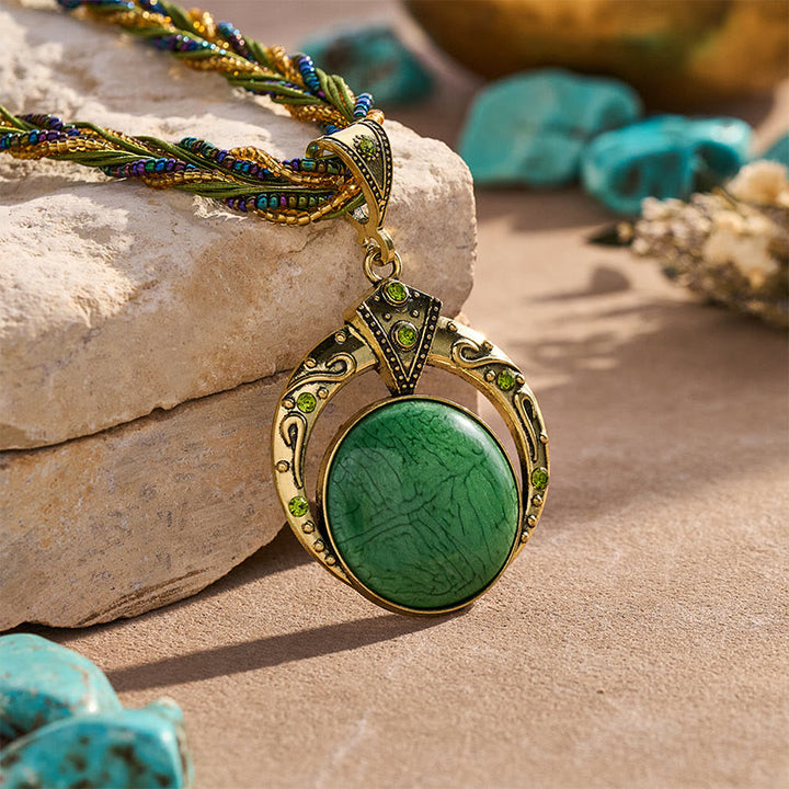Collana bohemien vintage fatta a mano con perline e pietra rotonda - image 3