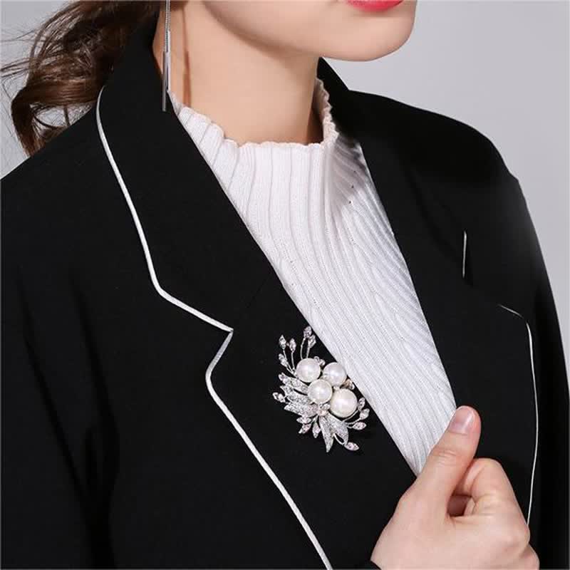 Spilla da donna con perle e fiori di fenice