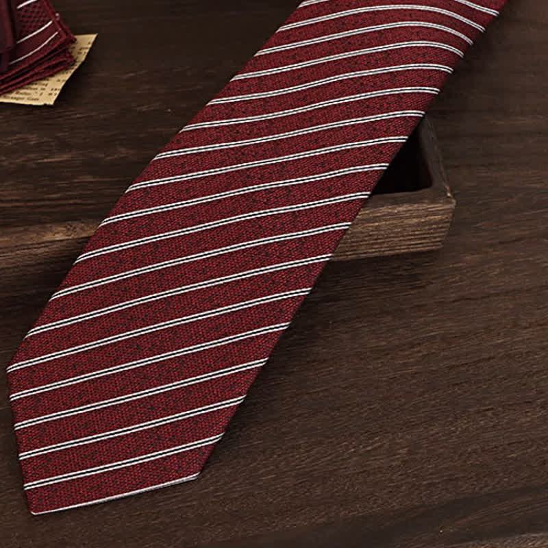 Cravatta da uomo a righe sottili rosso scuro e bianco - image 3