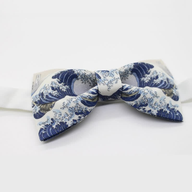 Papillon da uomo con onde blu oceano