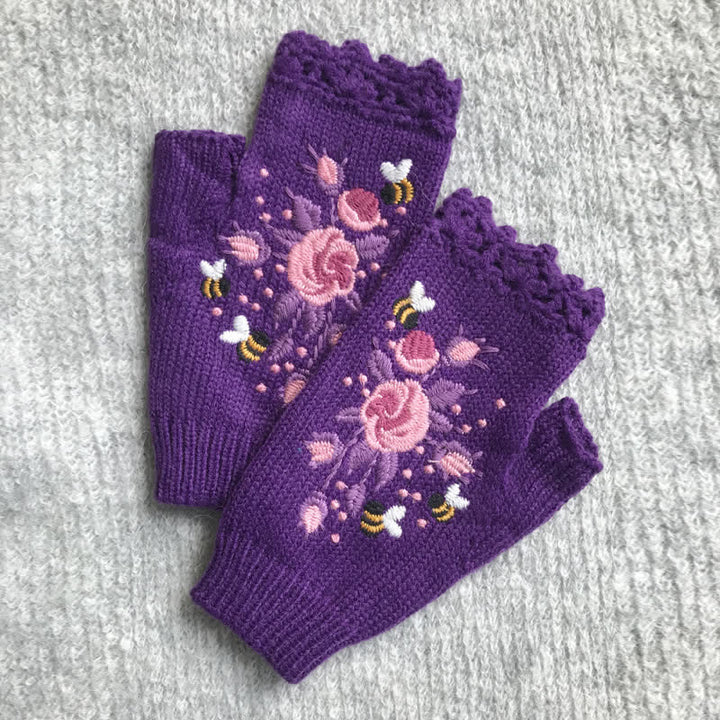 Guanti da donna in maglia a mezza dita con ricami floreali