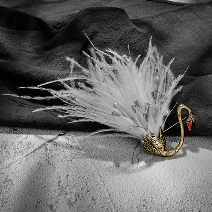Spilla da donna con piuma di peluche a forma di cigno bianco/nero