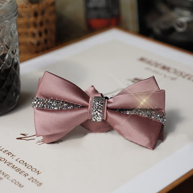 Set da uomo con papillon e fazzoletto da taschino in raso con strass scintillanti