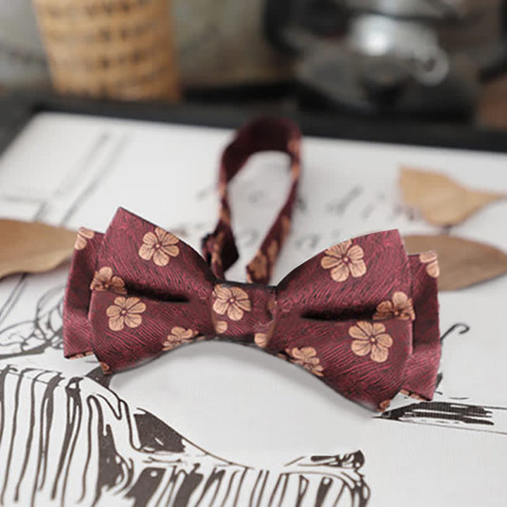 Papillon da uomo con foglie floreali retrò