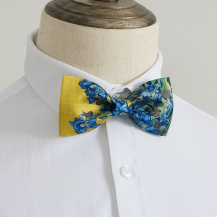 Papillon da uomo con stampa a olio creativo e motivo iris giallo
